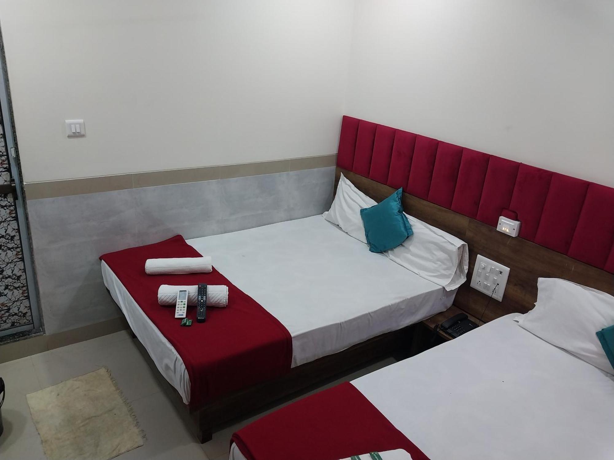 Hotel New Balaji Residency Bombaj Zewnętrze zdjęcie