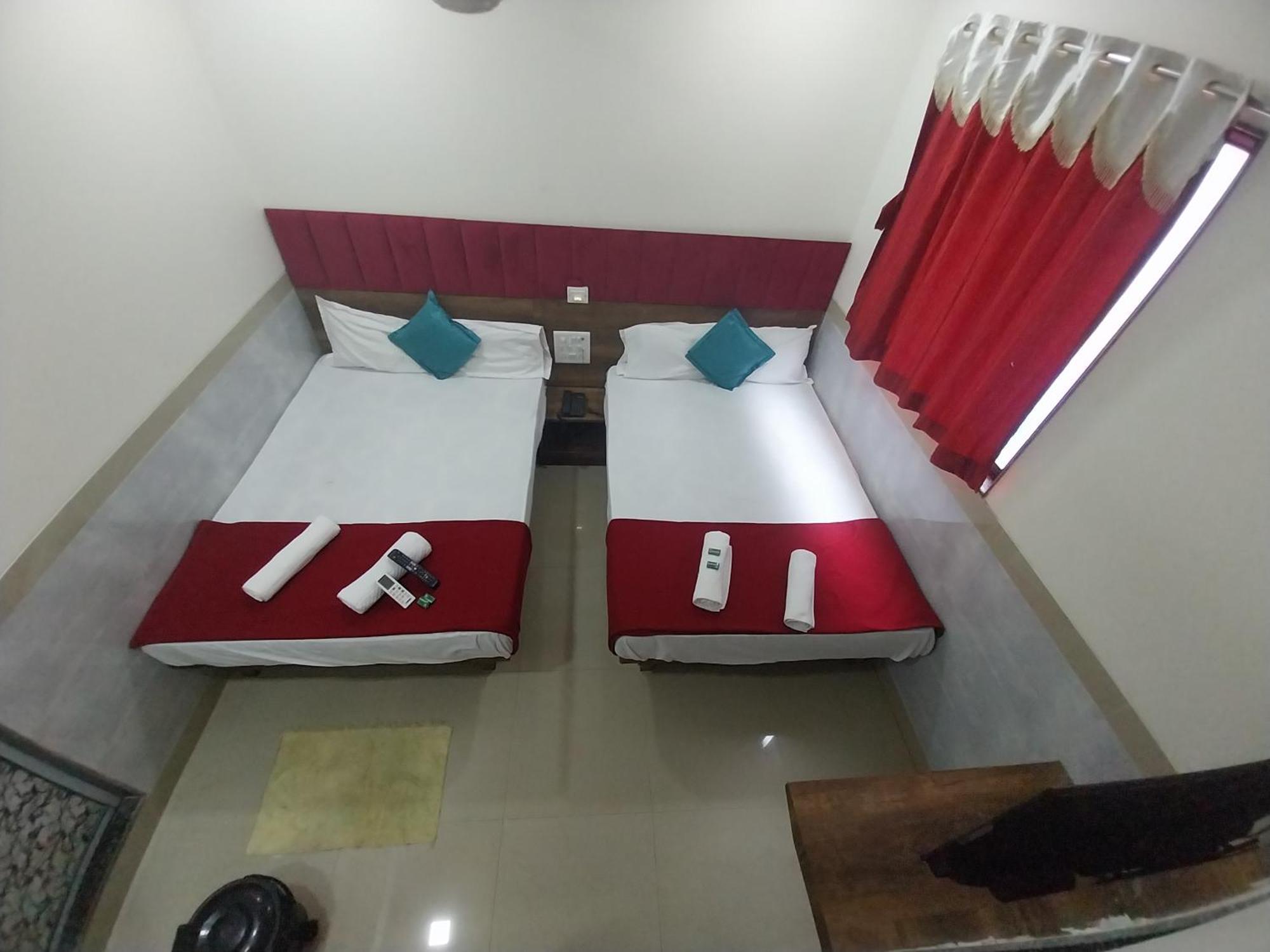 Hotel New Balaji Residency Bombaj Zewnętrze zdjęcie