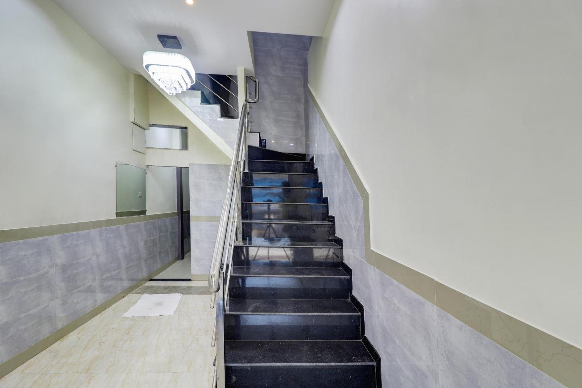 Hotel New Balaji Residency Bombaj Zewnętrze zdjęcie